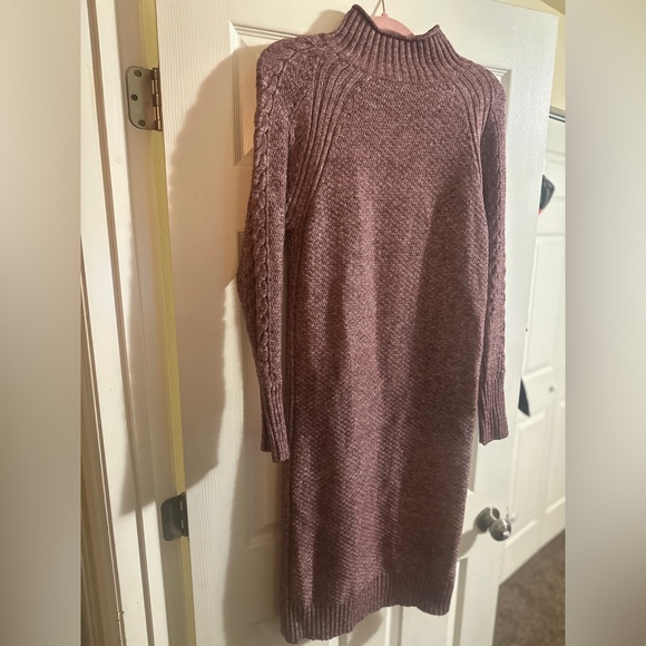 Universal Thread Long Sleeve Sweater Dress in Mauve - Picture 1 of 6